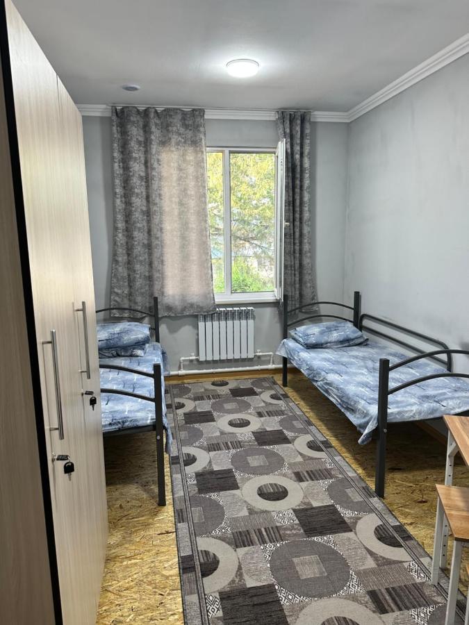 Guest House Family7 Ош Экстерьер фото